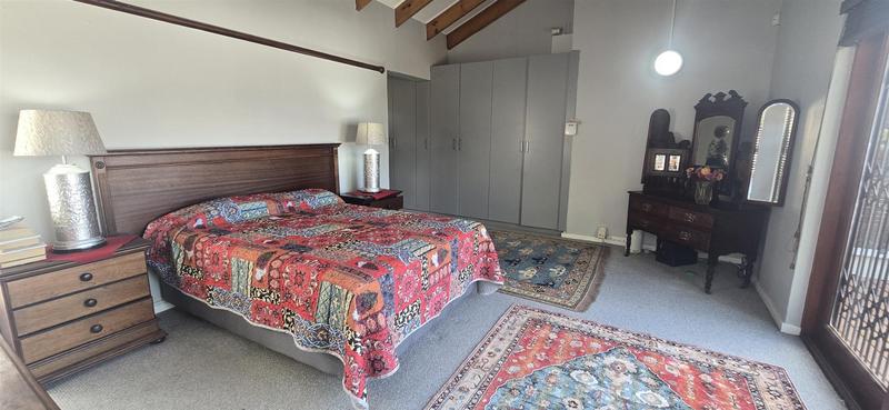 5 Bedroom Property for Sale in Hersham Western Cape